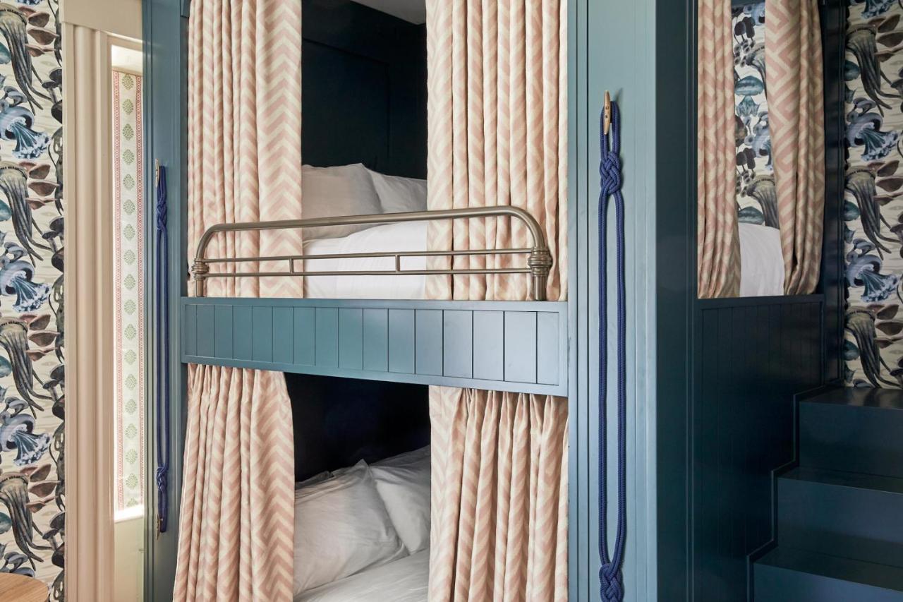 Faraway Nantucket Hotell Exteriör bild